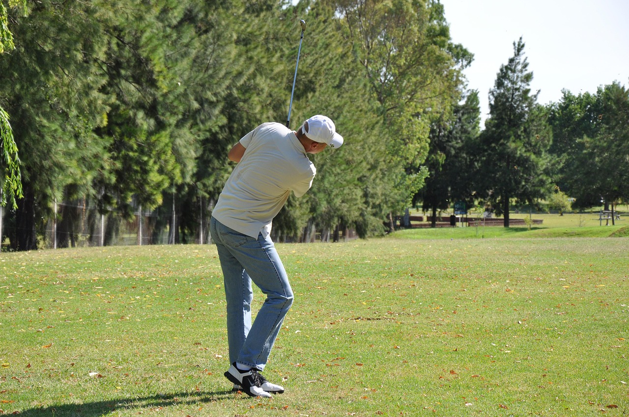 Man playing golf